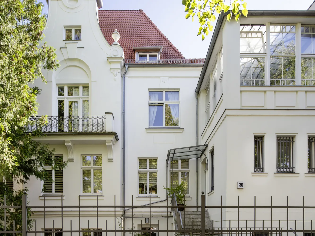 Berliner-Strasse-30-7063-eciRG