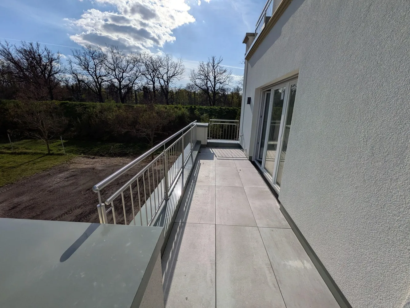 PXL 20260415 143815985